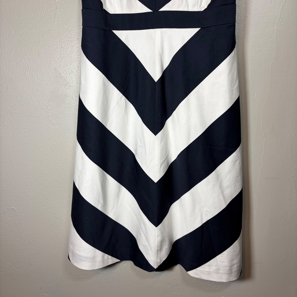 Vineyard Vines Womens Navy White Chevron Stripe V-Neck Open Back Dress Size 2 - Picture 5 of 10